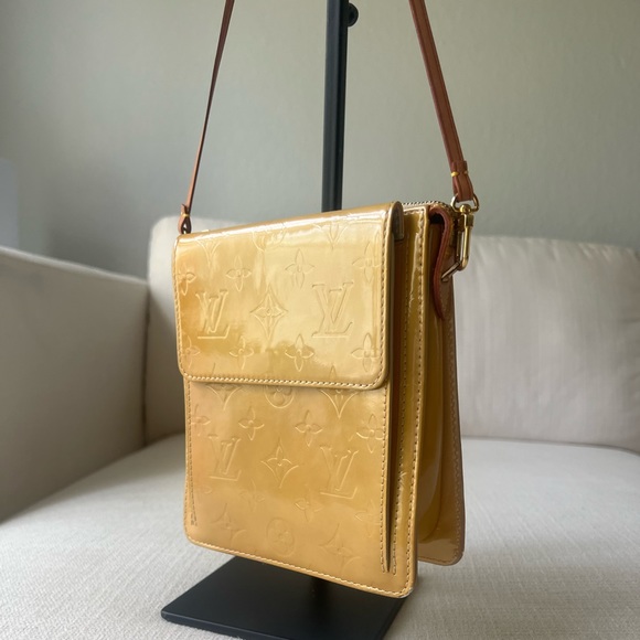 LOUIS VUITTON Monogram Vernis Mott - Picture 3 of 15